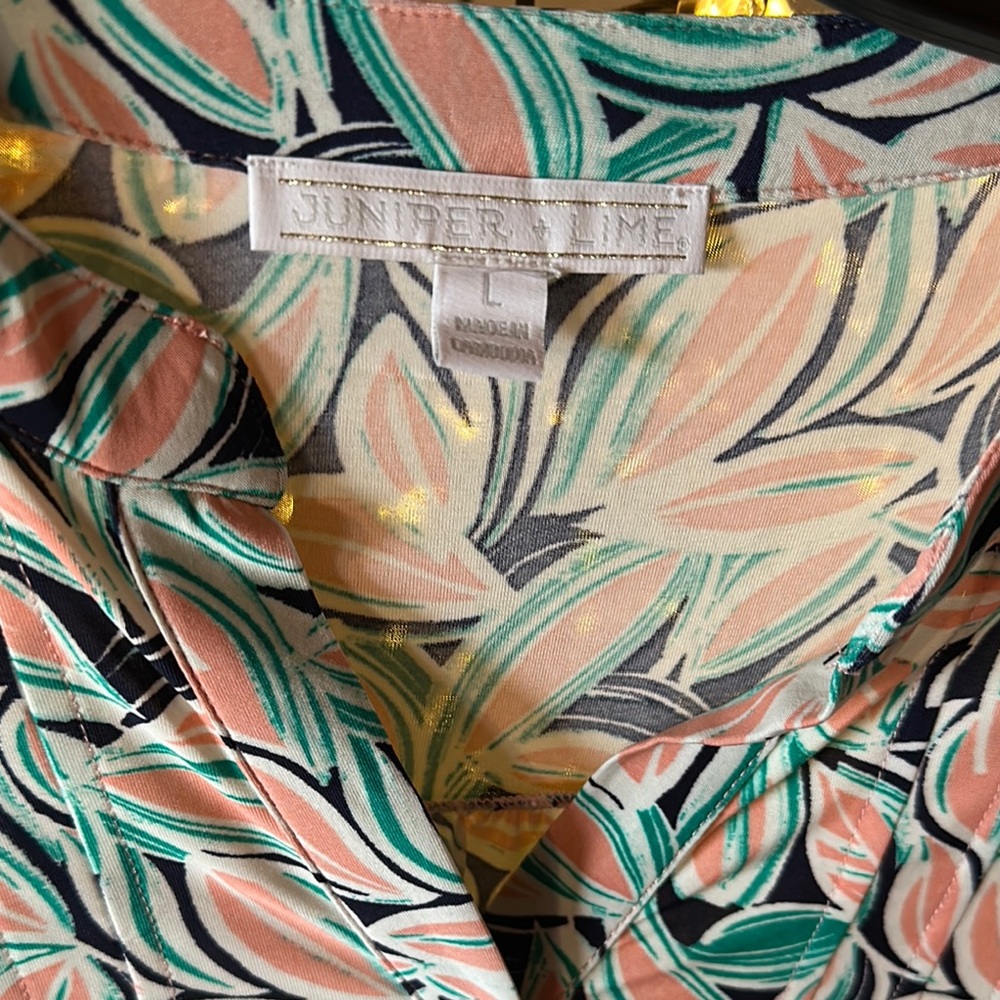 Cream Ruffled Wrap Blouse - Picture 2 of 2